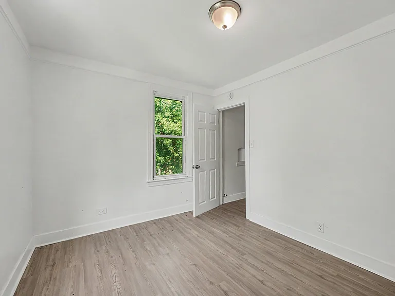 15224 Rossini Dr — Photo 17