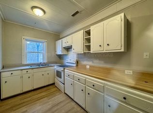 208 Wilson St, Rossville, GA 30741