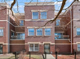 4110 S Maryland Ave, Chicago, IL 60653