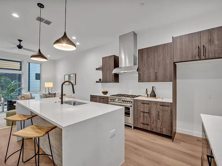 3612 San Jacinto St #101 — Photo 16