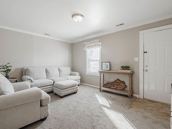 2nd image of 2661 E Victory Ct
