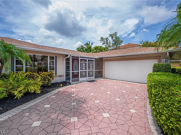 5th image of 412 Cape Coral Pkwy W