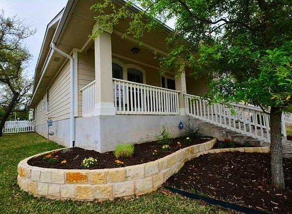 4th image of 1108 Peyton Pl