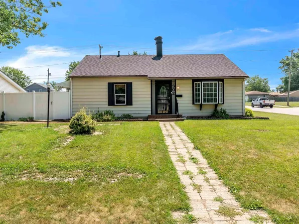 302 Dunbar Ln, Fort Wayne, IN 46816