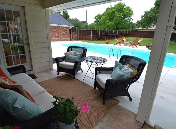 5th image of 500 Oakridge Trl