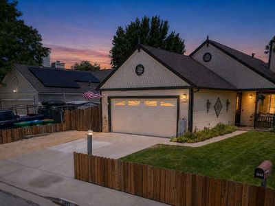 2643 Pinebrook Dr, Carson City, NV, 89701