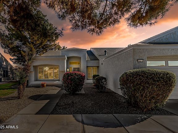 2nd image of 19615 N 140TH Avenue
