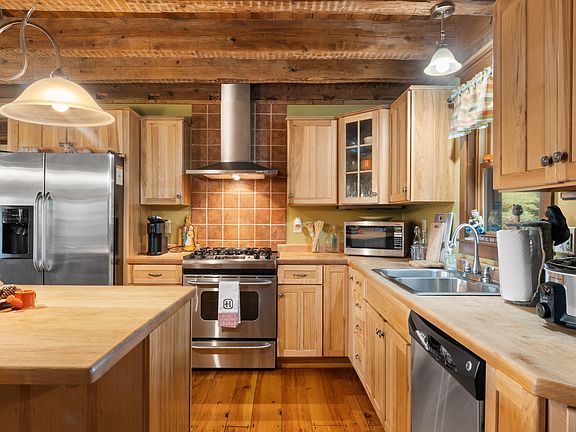 29th image of this home