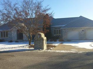 1604 Lakeview Dr, West Plains, MO 65775