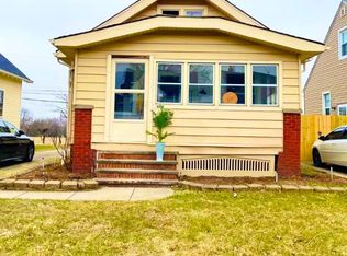 6808 Ridgewood Ave, Parma, OH 44129