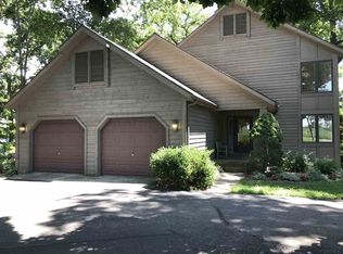 7569 N Twin Pine Dr, Monticello, IN 47960