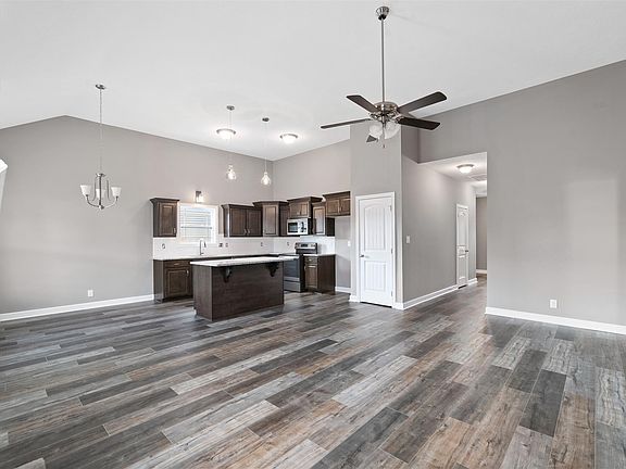 4th image of 141 Locust Run Lot 141