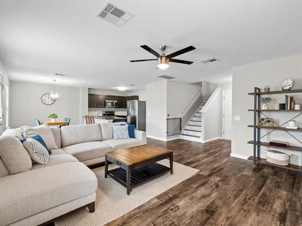 1414 Strickland Dr, Austin, TX 78748