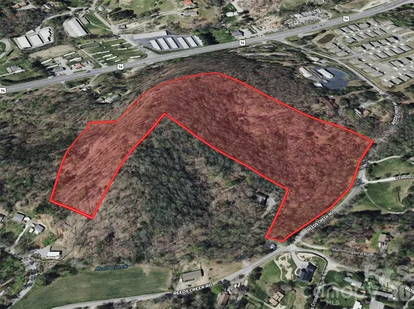 49 Reeds Creek Rd, Fairview, NC 28730