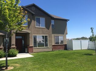 284 Birmingham Ln, North Salt Lake, UT 84054