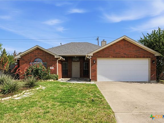 4th image of 2311 Creek Dr