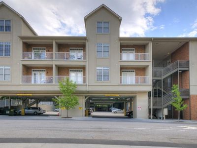 401 S Main St SUITE 220, Blacksburg, VA, 24060