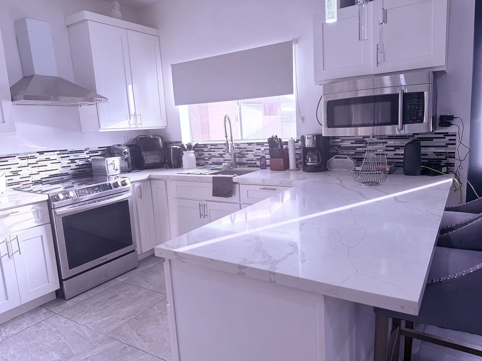 2 bed, 1100 sqft, $5,500 — Photo 3