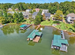 229 Arsenal Dr, Ninety Six, SC 29666