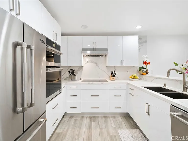 1585 S Coast Hwy #47 — Photo 9