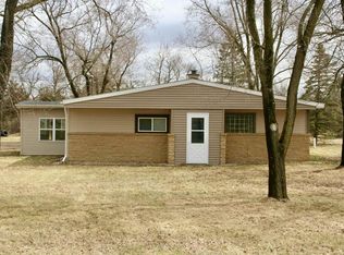 10435 Old Y Rd, Mazomanie, WI 53560