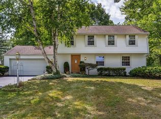 6240 Farmington Cir, Canfield, OH 44406