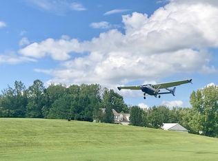 418 Lazy Eight Dr, Chapmansboro, TN 37035