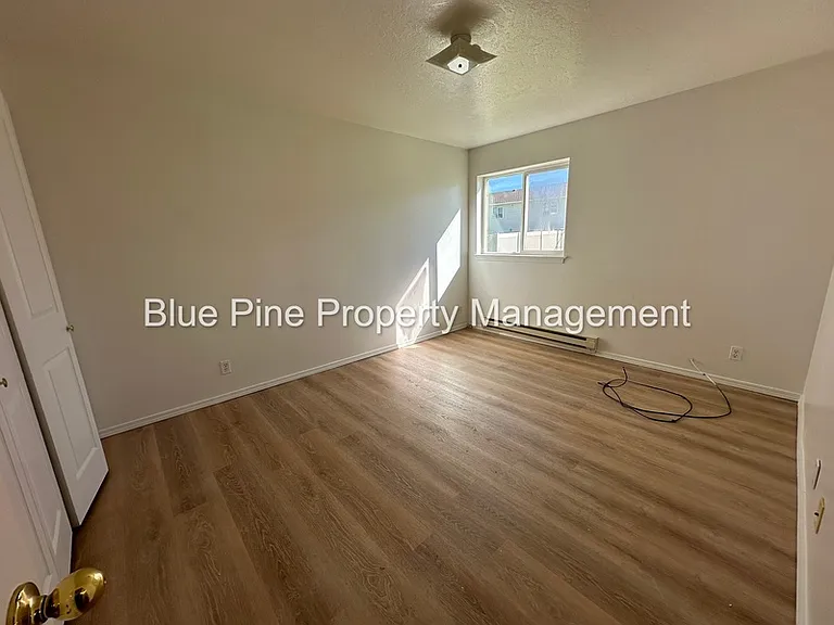 2102 Stace St #4 — Photo 8