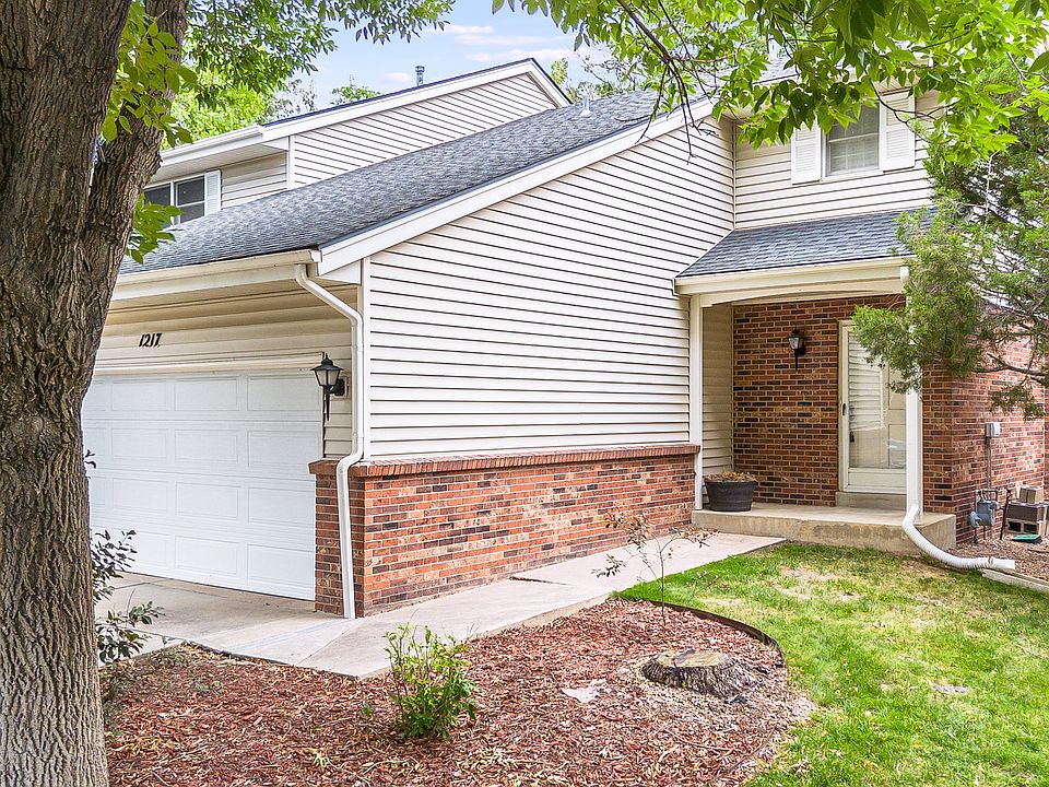 1st image of 1217 S Carson Way
