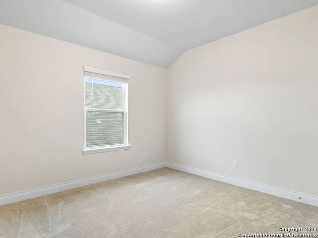 121 Inverness — Photo 21