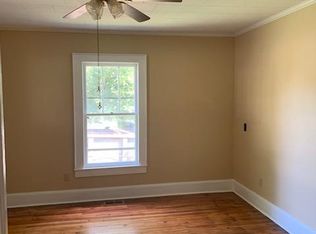 302 Green St, Lincolnton, NC 28092