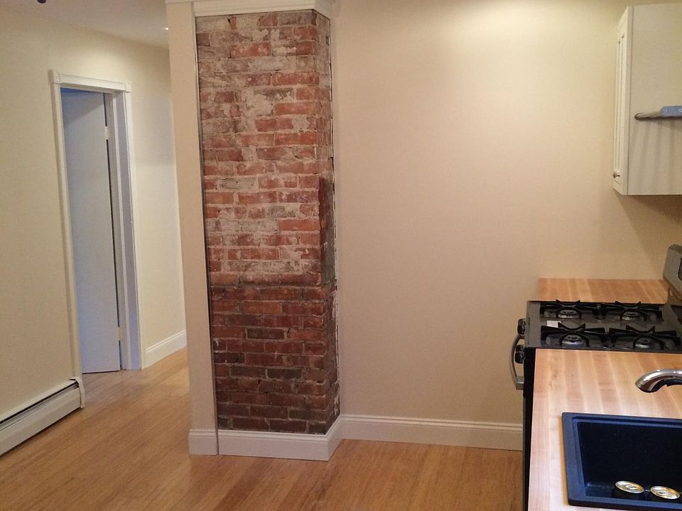 1st image of 96 Cottage St #3