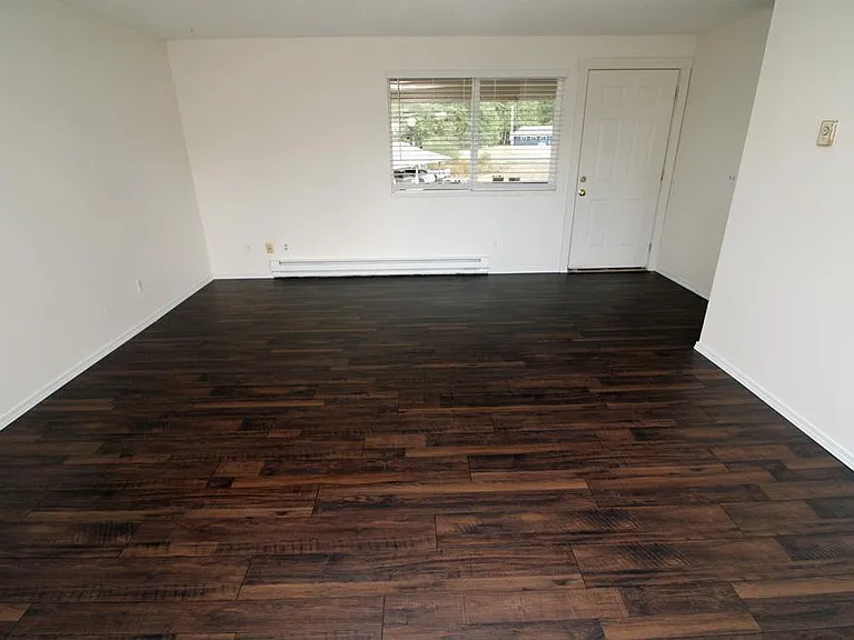 411 Terra Eden St #3 — Photo 5