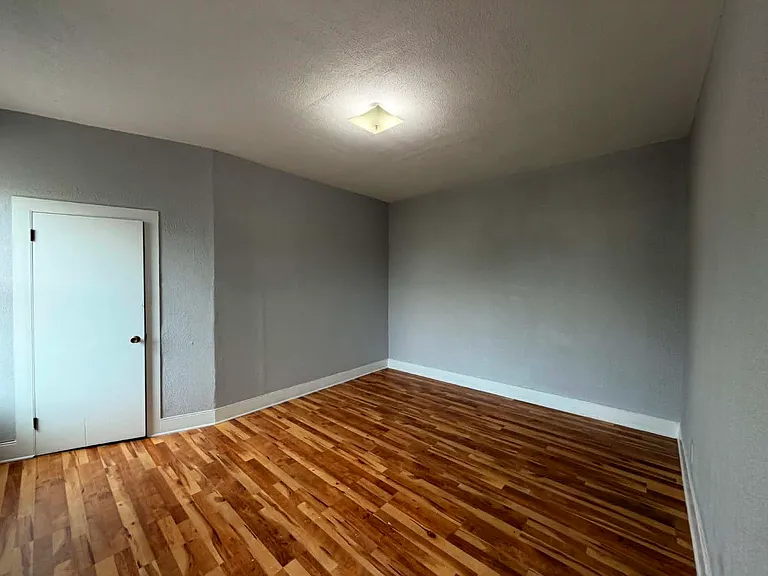 72 Franklin St #72 — Photo 2