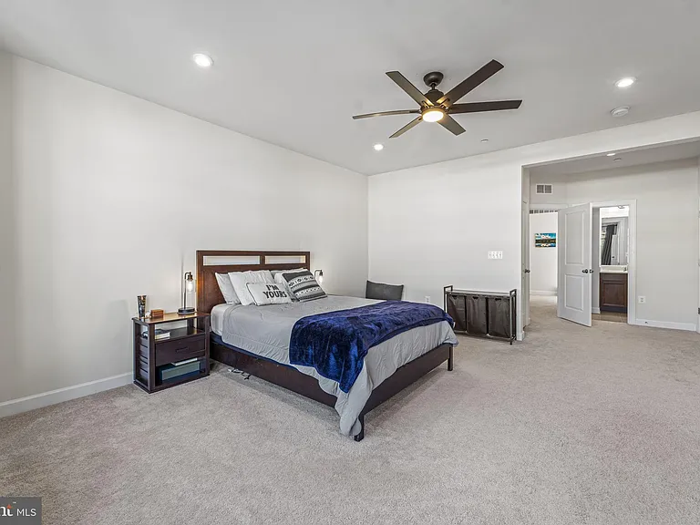12384 Azure Ln — Photo 15