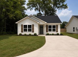 213 Fleming St, Longview, TX 75604