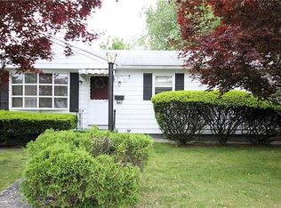 140 3rd Ave, Cranston, RI 02910