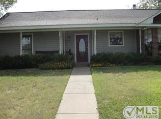 5631 Cool Springs Dr, Midlothian, TX 76065