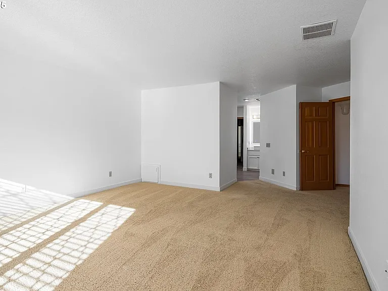 13187 NW Burton St — Photo 19