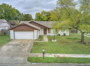 9123 E 60th St S, Tulsa, OK 74145