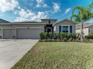 32370 Pinson Ln, Zephyrhills, FL 33543