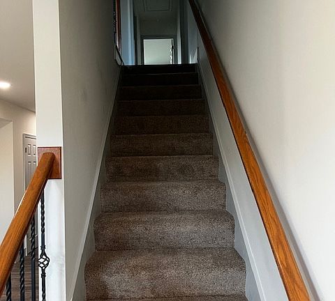 4th image of 118 N Early St