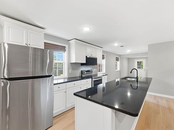 5th image of 6002 Rumley Rd