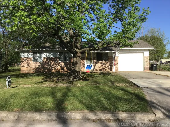 106 S Mayes St, Pryor, OK 74361