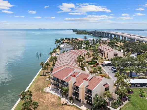 7540 Sunshine Skyway Ln S APT 121, Saint Petersburg, FL 33711