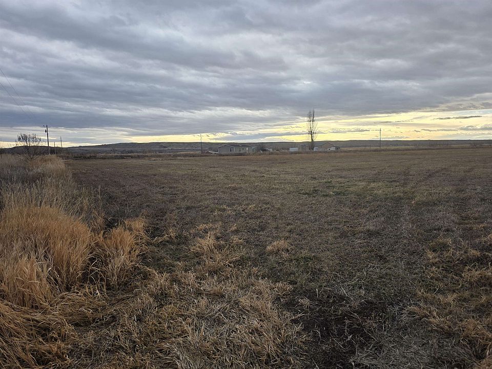 2nd image of 1302 Road 12 1/2