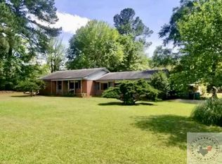 704 E Main St, Atlanta, TX 75551
