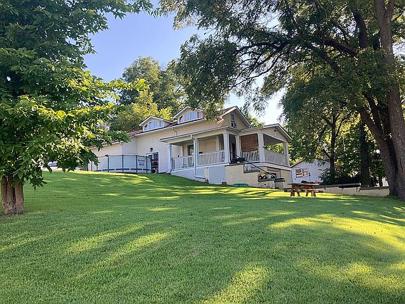 2nd image of 1 Sunnyside Dr