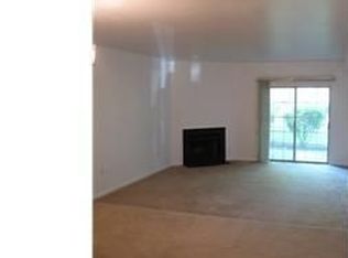 149 Valley Stream Ln, Chesterbrook, PA 19087