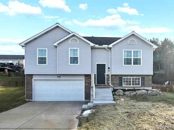 2310 Peterein Ct, Festus, MO 63028